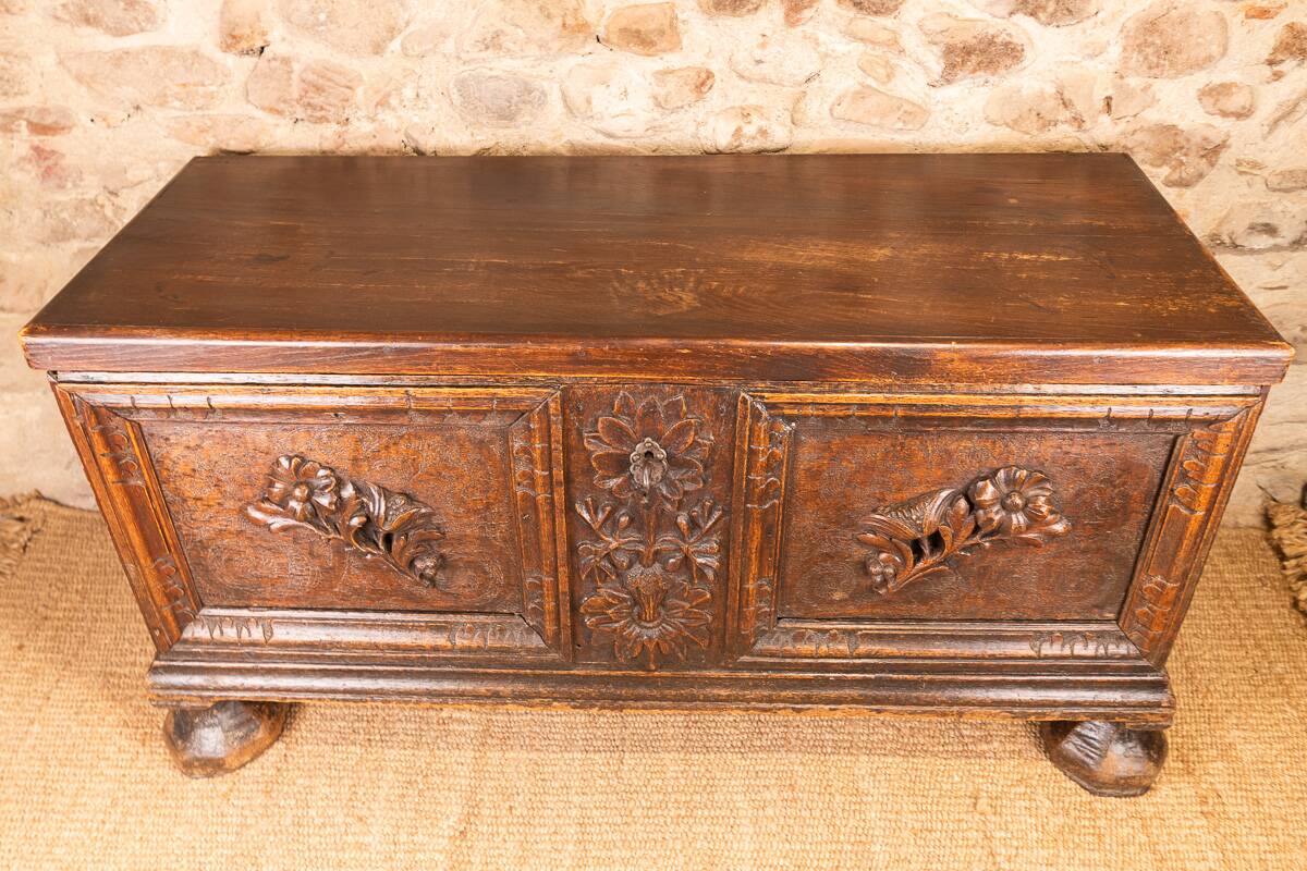 Antique Carved Solid Oak Chest – 2nd Half of the 18th Century