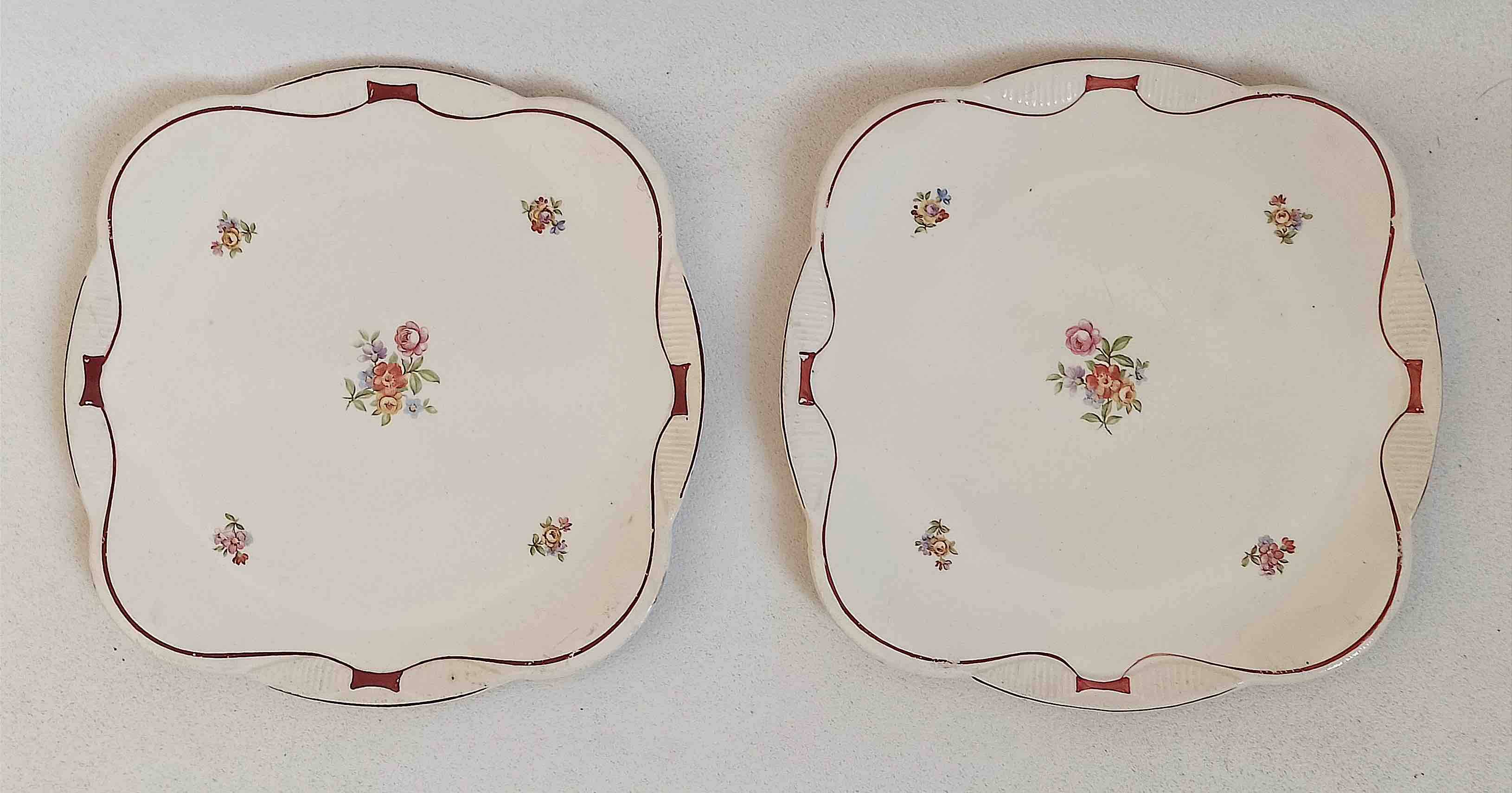 Pair of dessert plates Moulin des Loups St Amand Width 18 cm