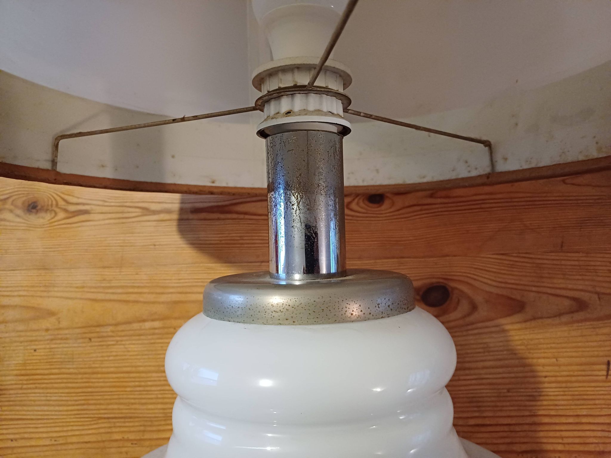 Vintage 1970s White Opaline Lamp