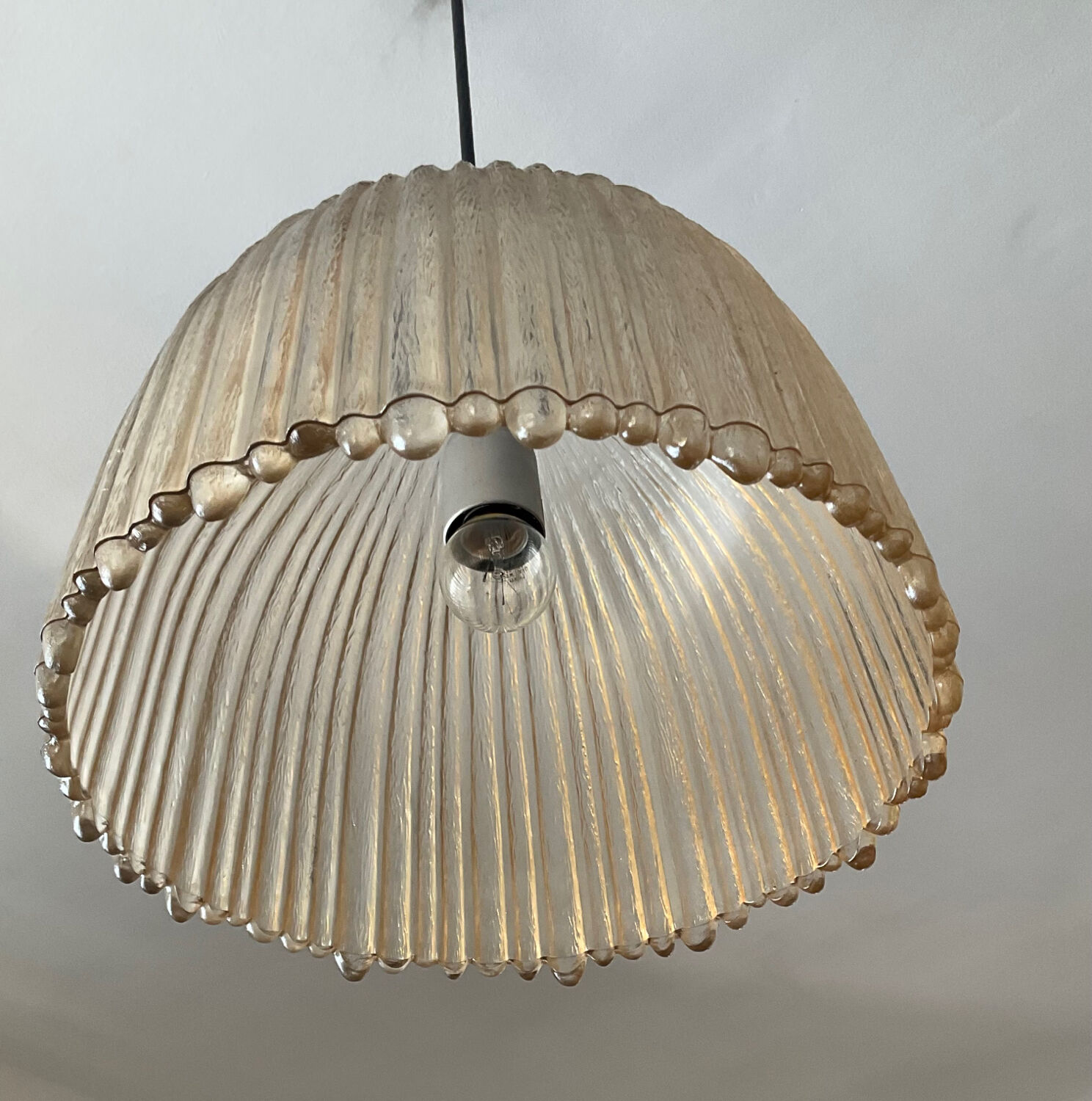 Suspension vintage Peill & Putzler des années 70