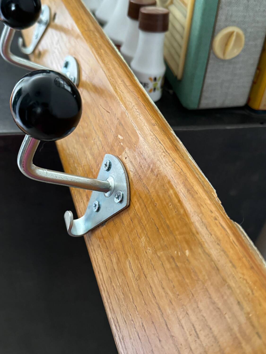 Old school coat rack 10 black ball hooks