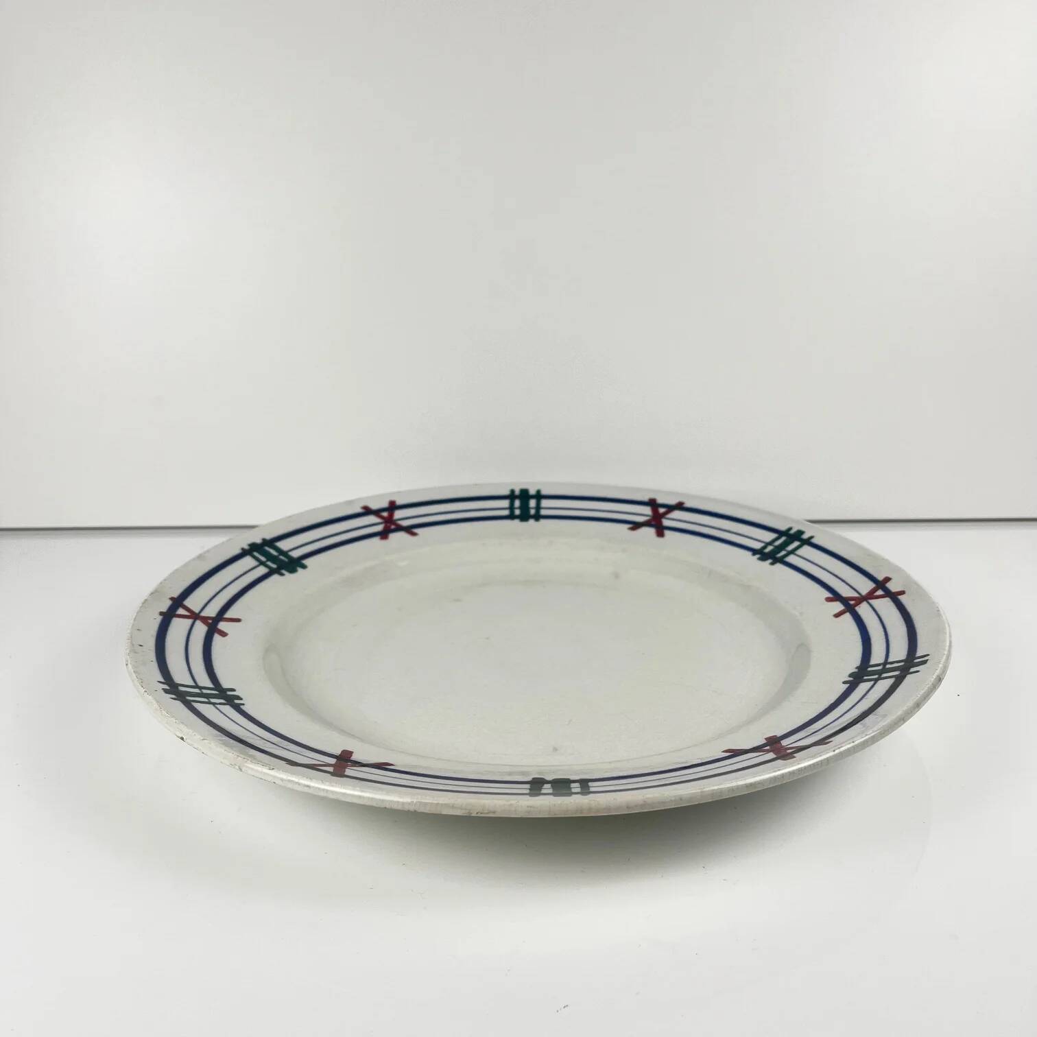 Round plate KG Lunéville "Tolosa", 1910/1920