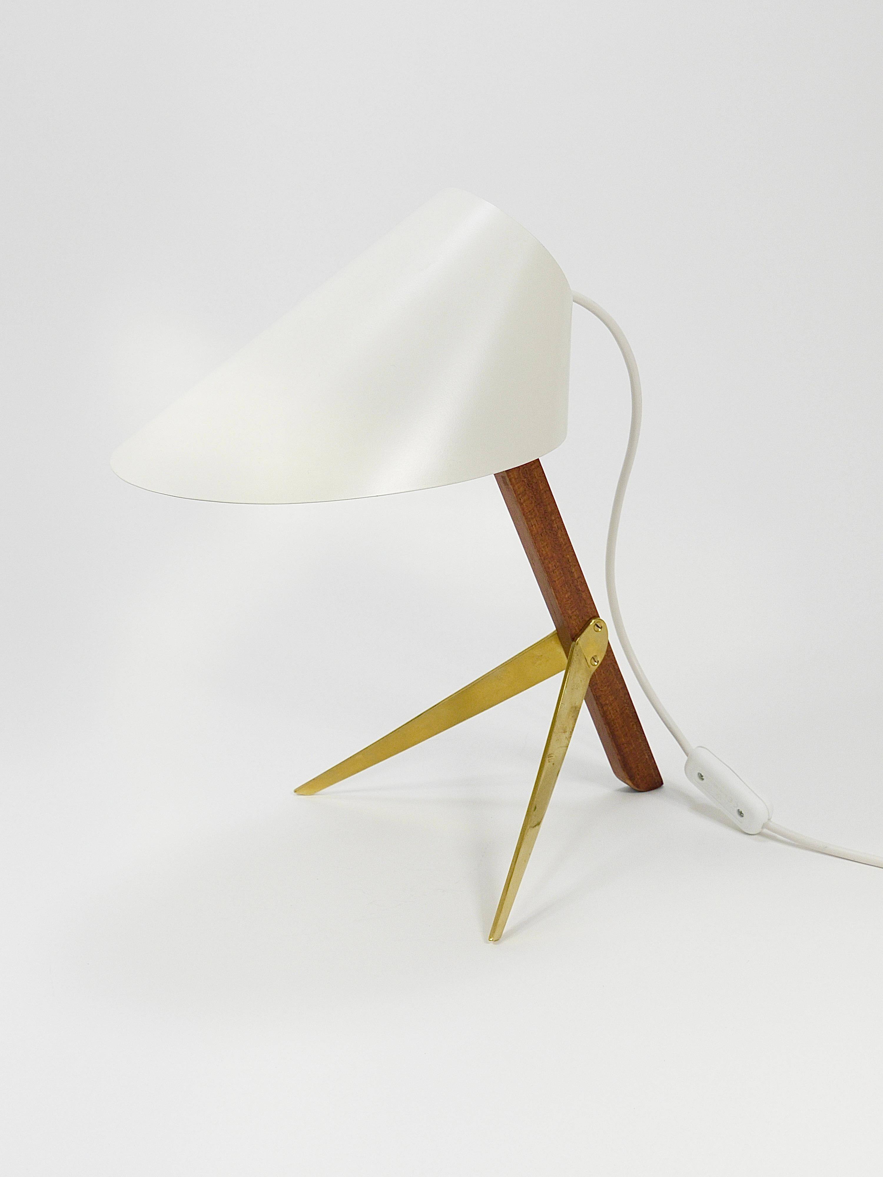Two white desk lamps "Billy TL" by J.T. Kalmar, Vienna, mid-century style.