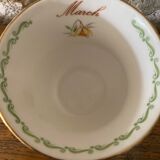 Queen's Fine Bone China March Daffodils with its saucer and spoon