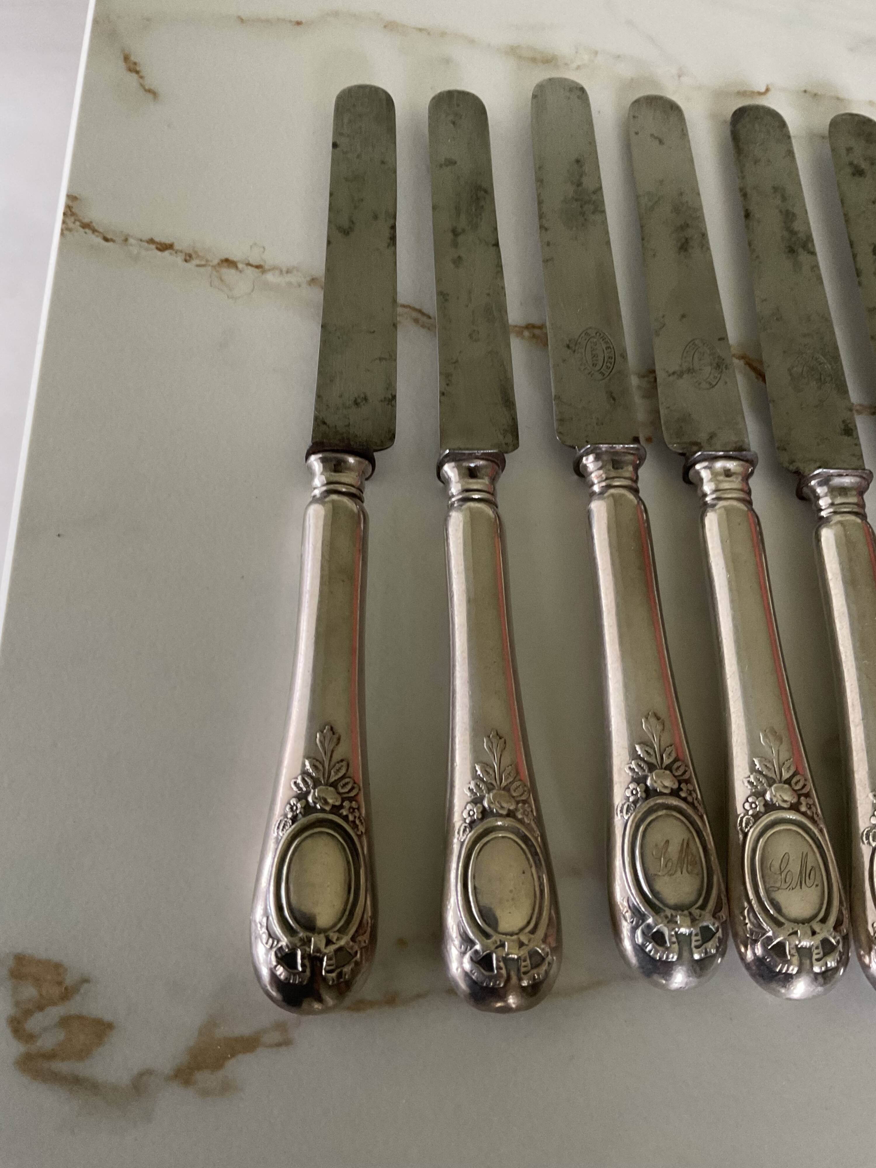 Box of 6 Boulenger knives. Antique. Monogrammed LM.