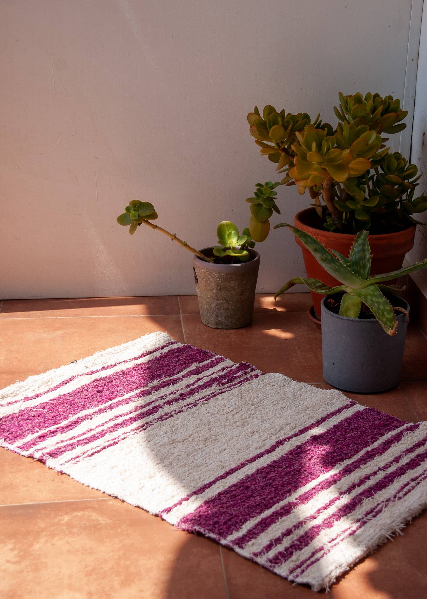 Handwoven recycled cotton rug - 40 x 60 cm