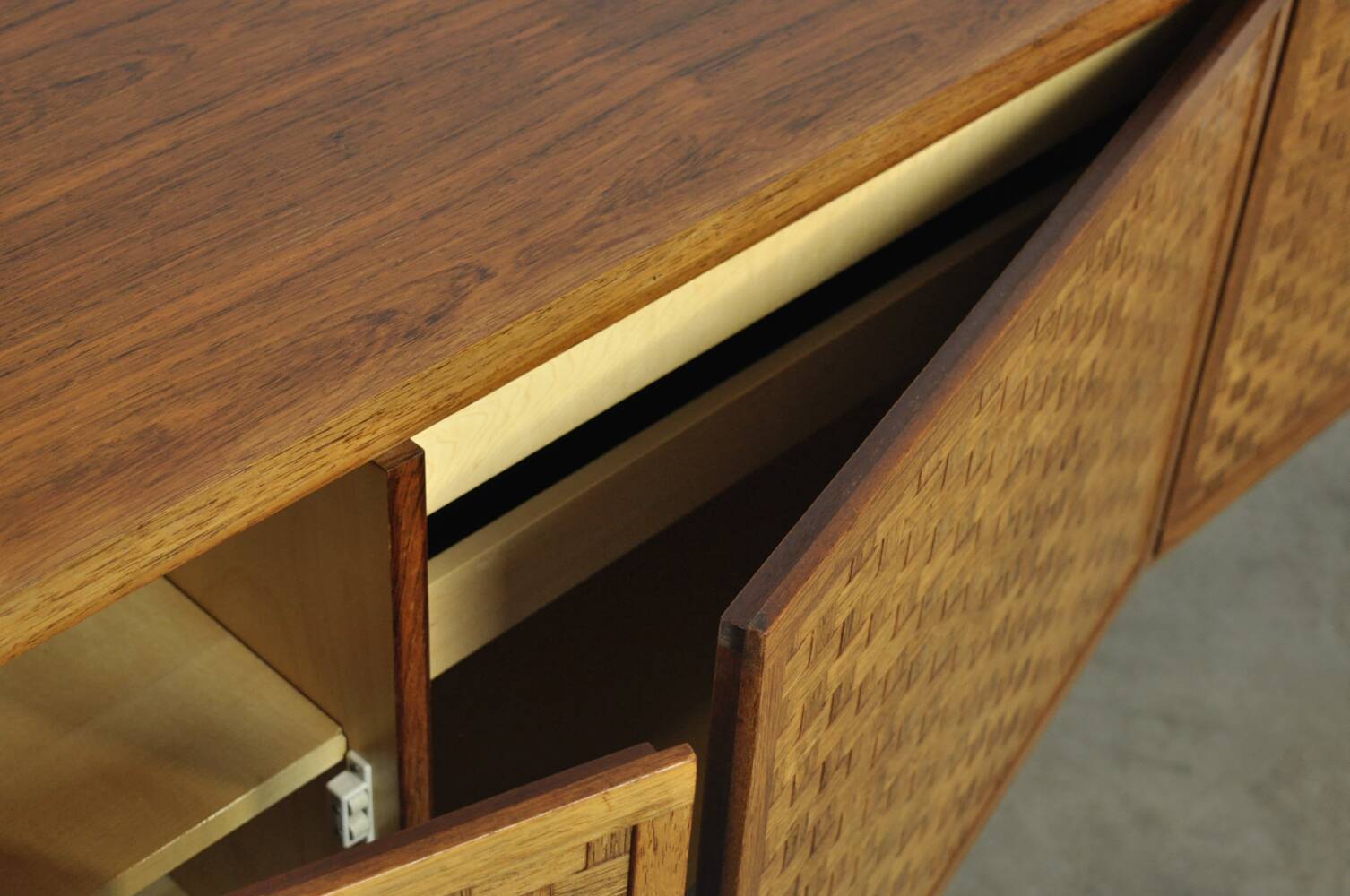 Vintage German Rio sideboard in rosewood, woven finish, Leo Bub, 19