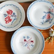 Lot dépareillées de 3 assiettes Digoin et Sarreguemines