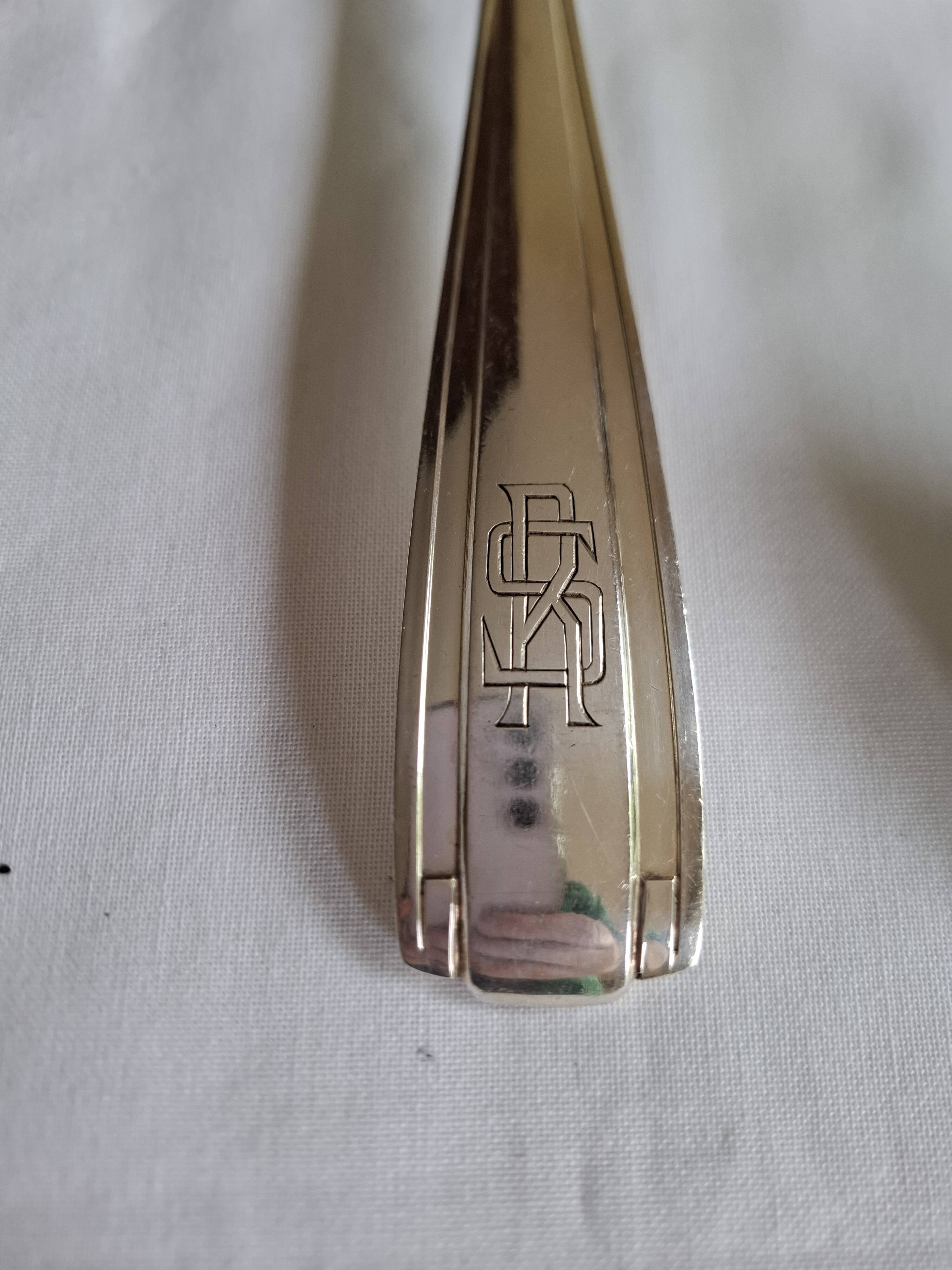 Betty 1930 art deco silver-plated metal Boulenger cutlery set, 50 pieces.