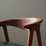 Armchair in teak by Erik Kirkegaard for Høng stolefabrik, model 52 "Compass Chair", mad