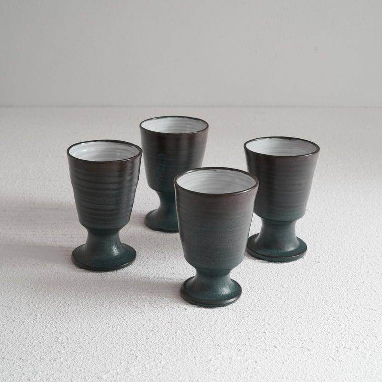 Set von 4 holländischen Mid Century Studio Pottery Bechern