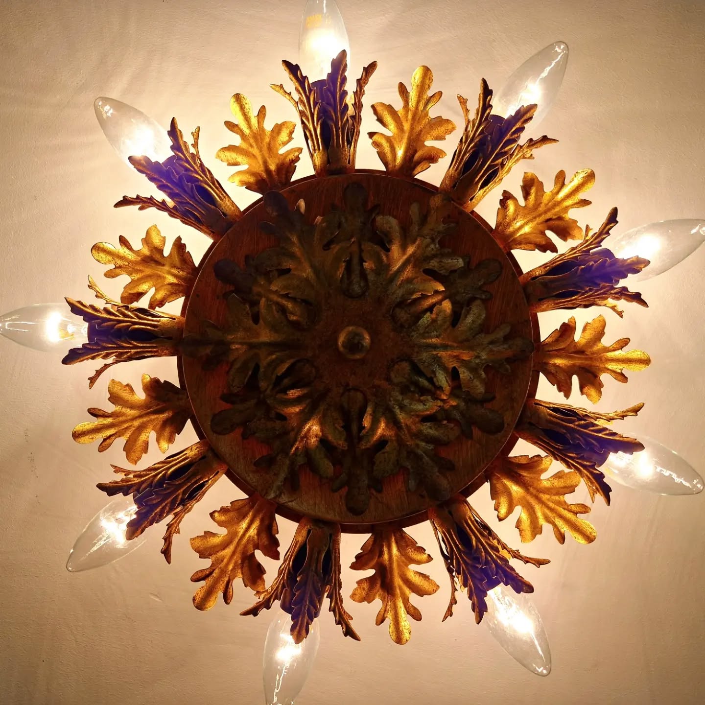 Floral ceiling light in gilded metal, Banci Firenze, Italy, 1970.