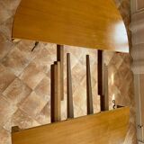 Extendable round cherry wood table
