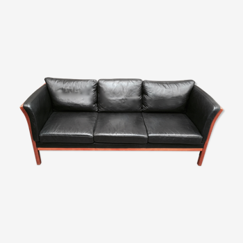 Black leather sofa 3 seater Scandinavian design.