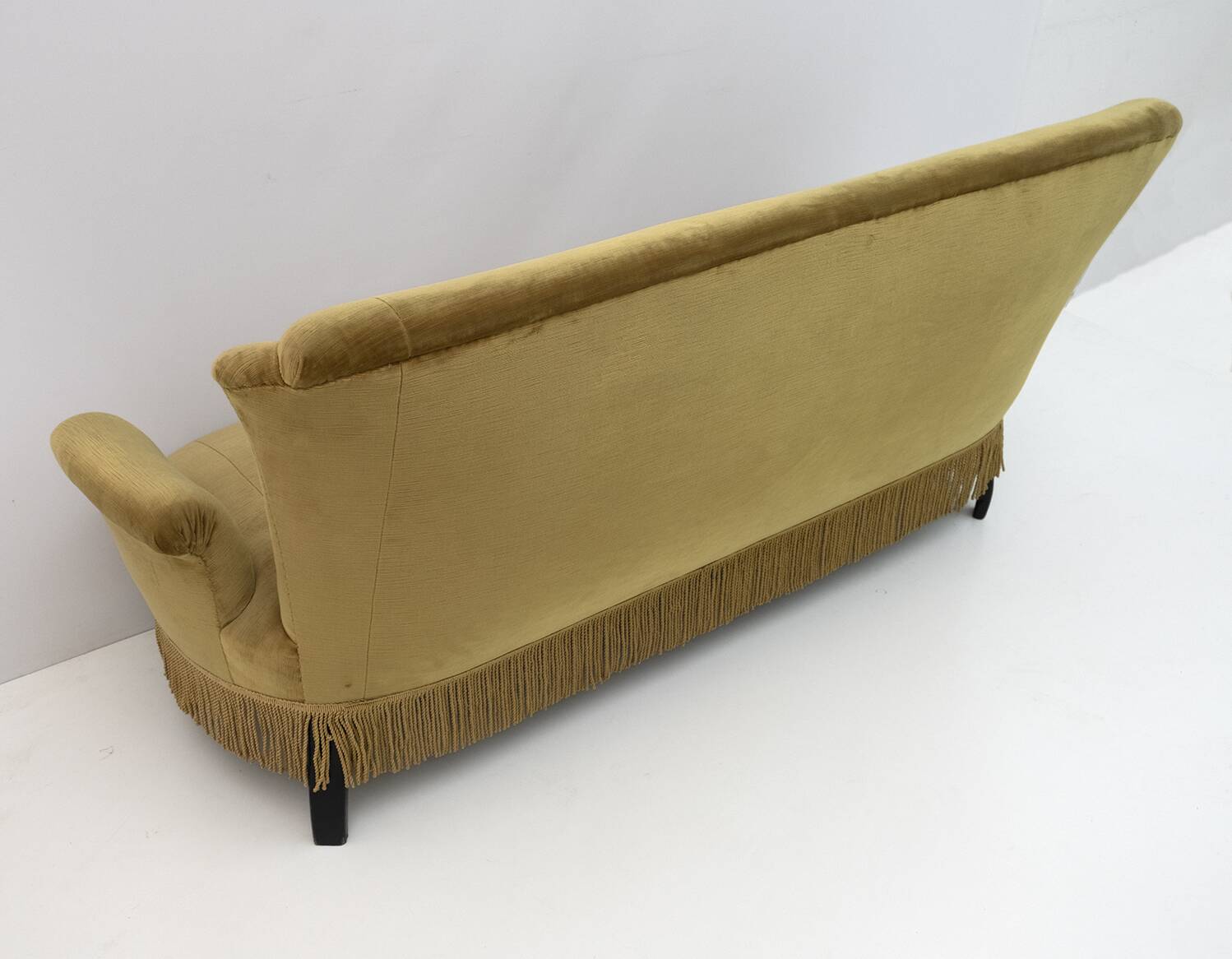 Rare canapé en velours Napoléon III du XIXe siècle