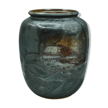 Ceramic vase