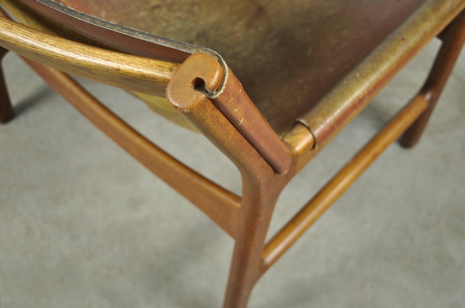 A/S MIKAEL LAURSEN / vintage leather armchair / Illum Wikkelsø / Denmark 1960s