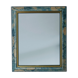 Wooden mirror with flower patterns 31x36cm