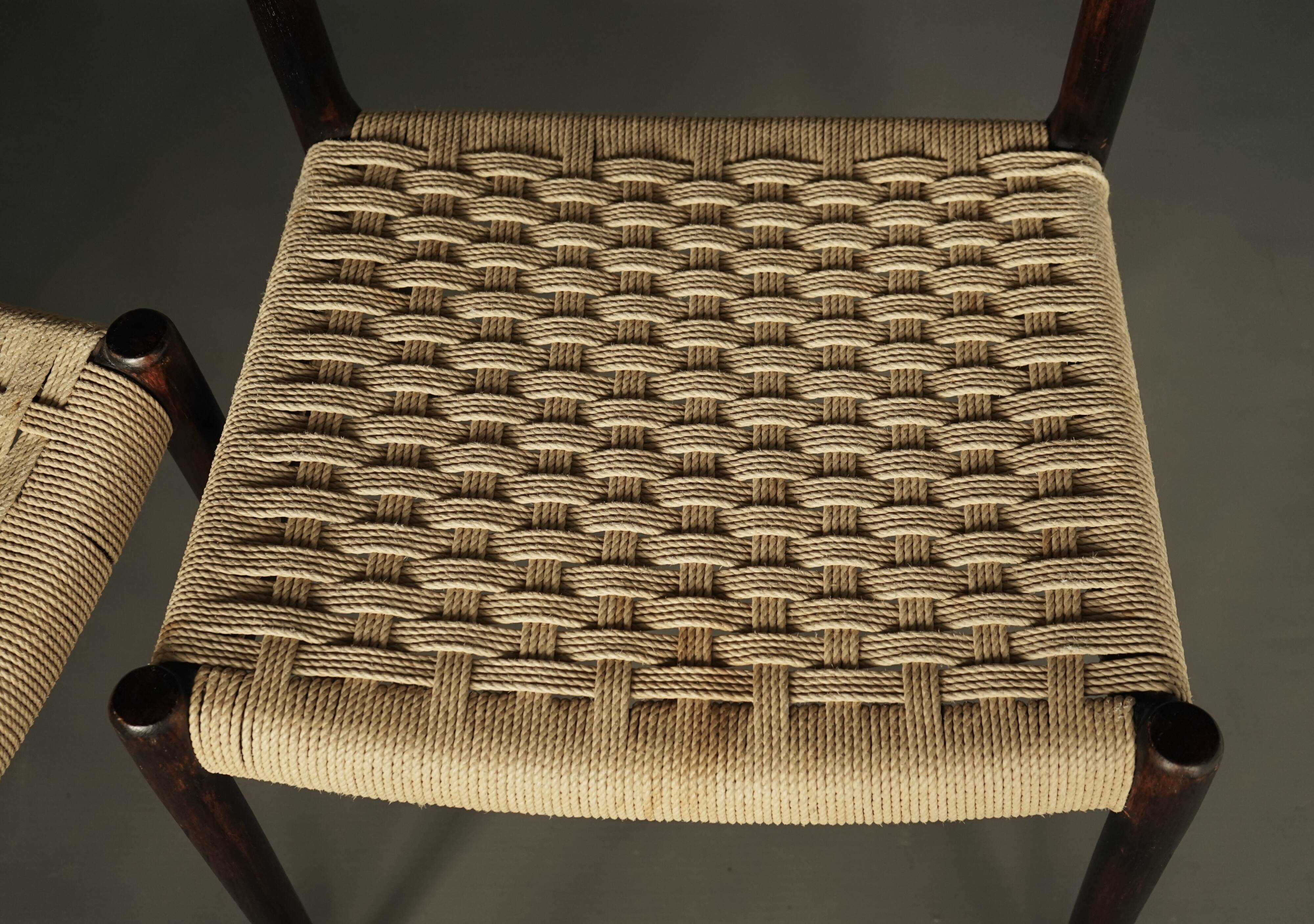 Chaises Model 75 par Niels Otto Møller pour J.L. Moller, années 1960, ensemble de 6