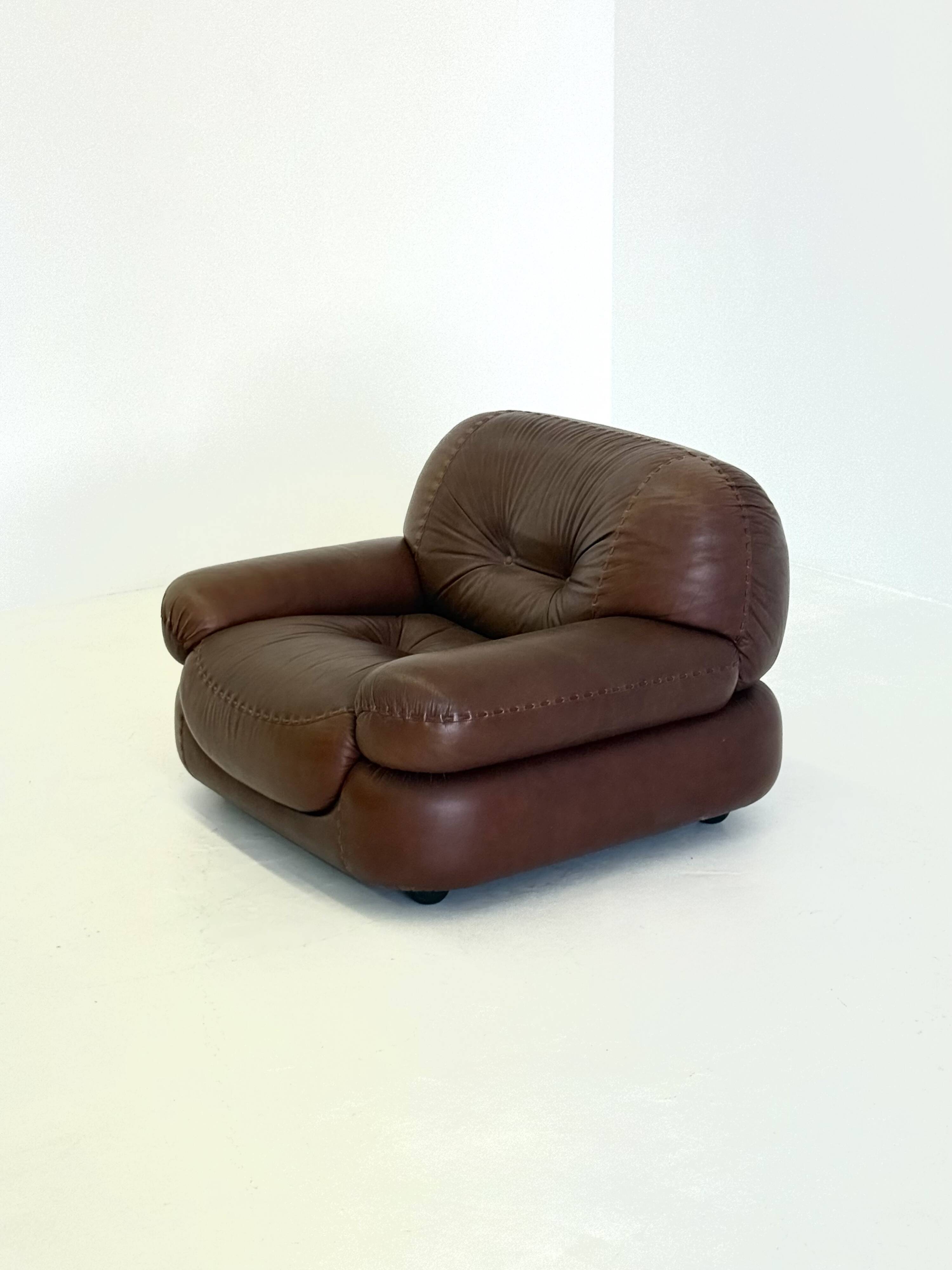 Dark brown leather Sapporo armchair for Mobil Girgi
