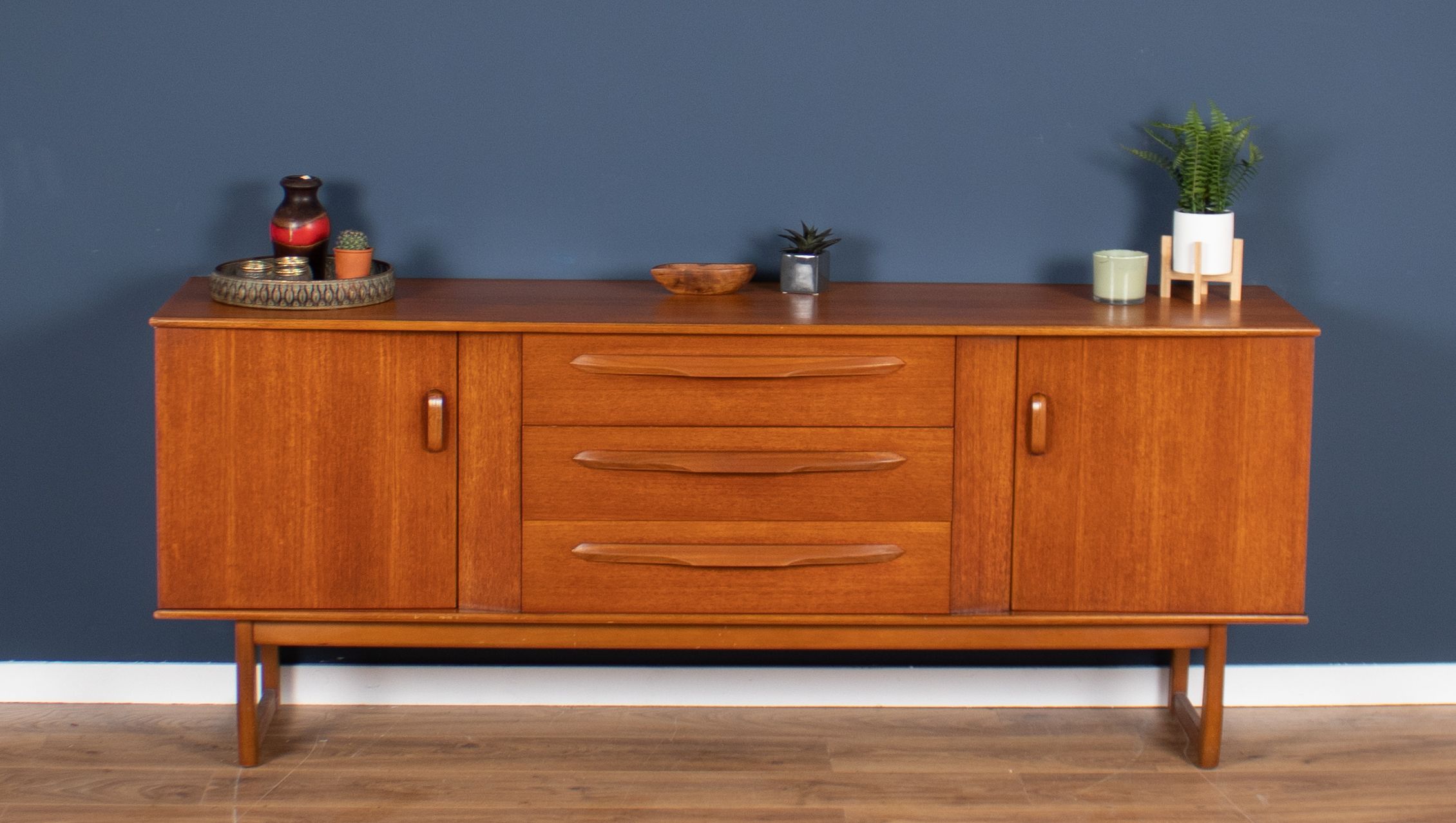 Teak 1960s sideboard with sleigh legs