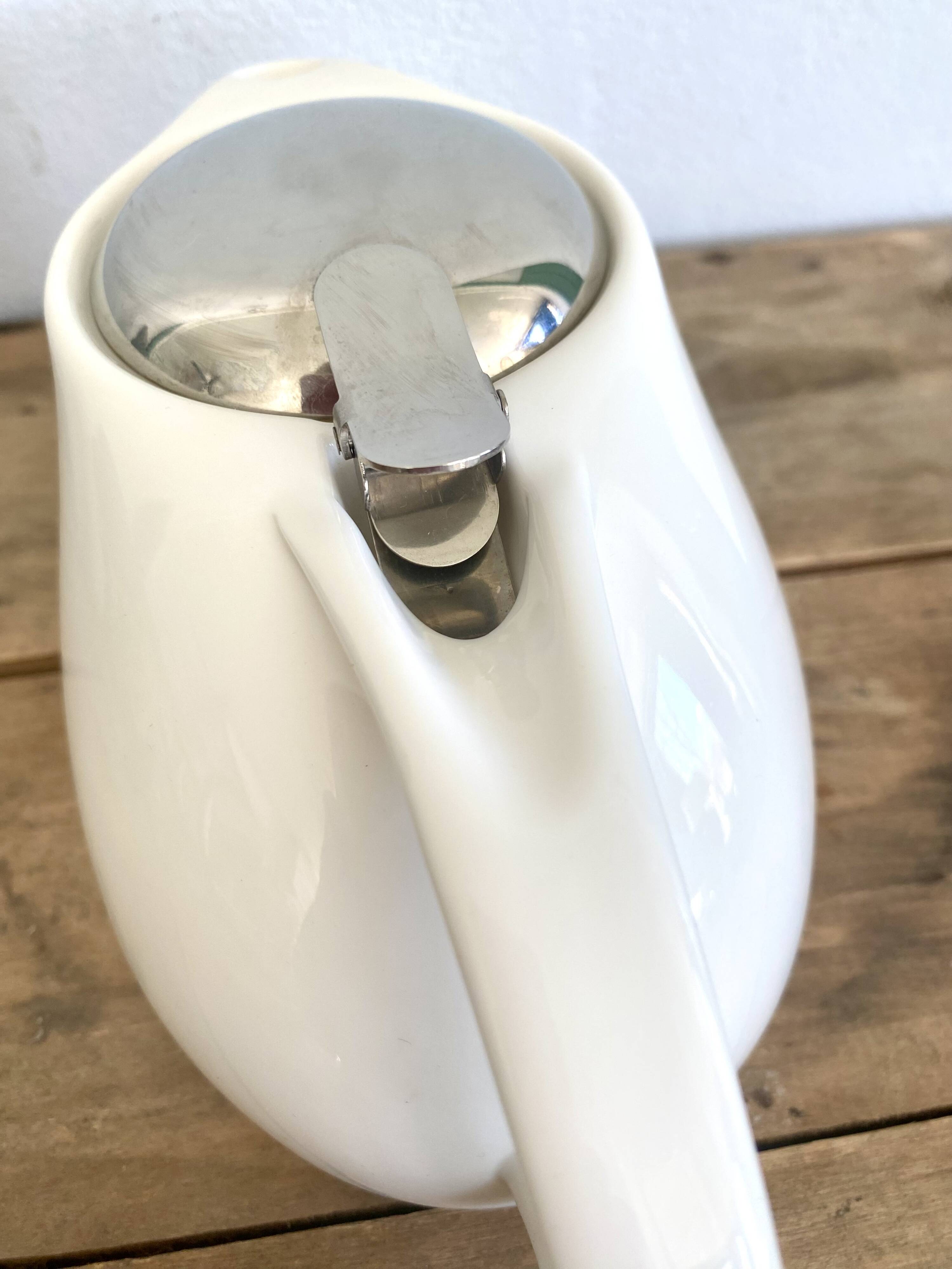 Earthenware and stainless steel teapot, 2 cups