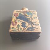 Soliflore floral decoration and fish