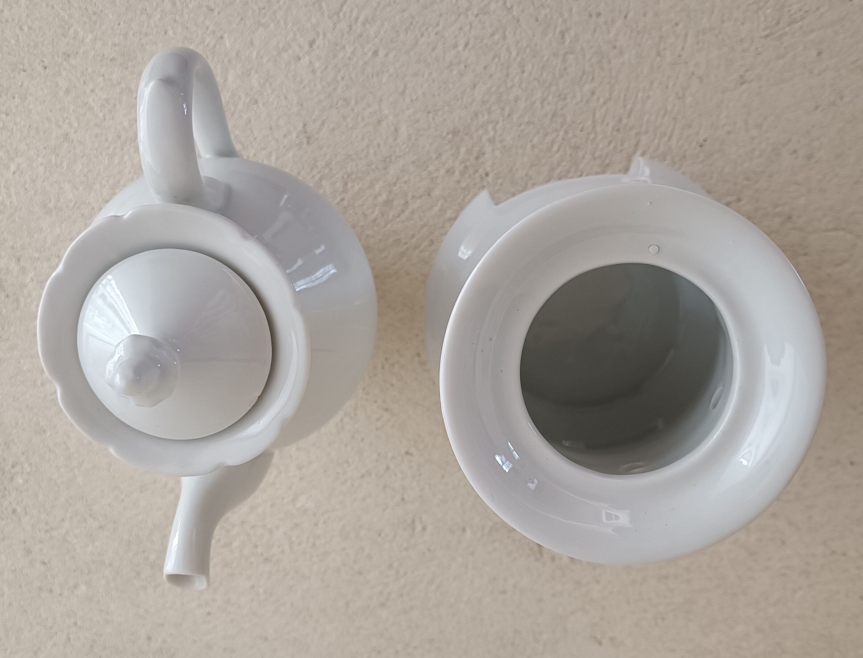 Herbal tea and its porcelain stove
