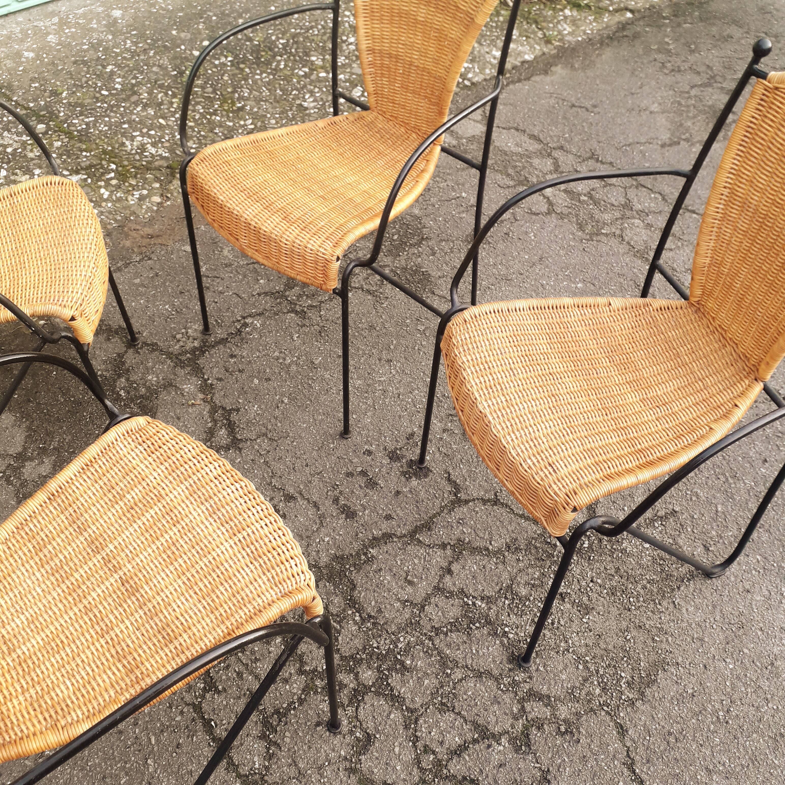 4 armrests wrought iron rattan