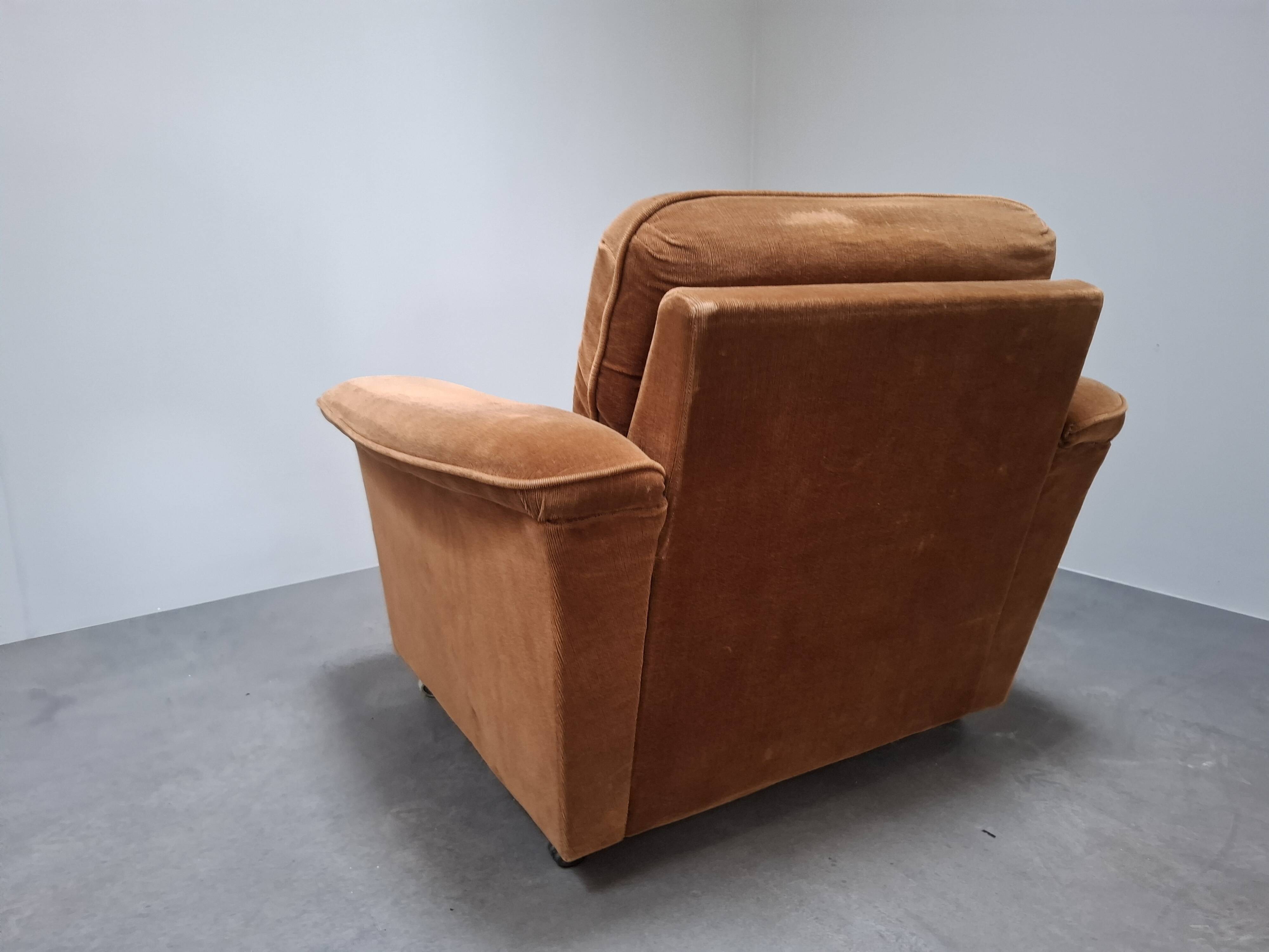 Pair of Mid-Century Modern Czech Lounge Armchairs with Rolling Casters