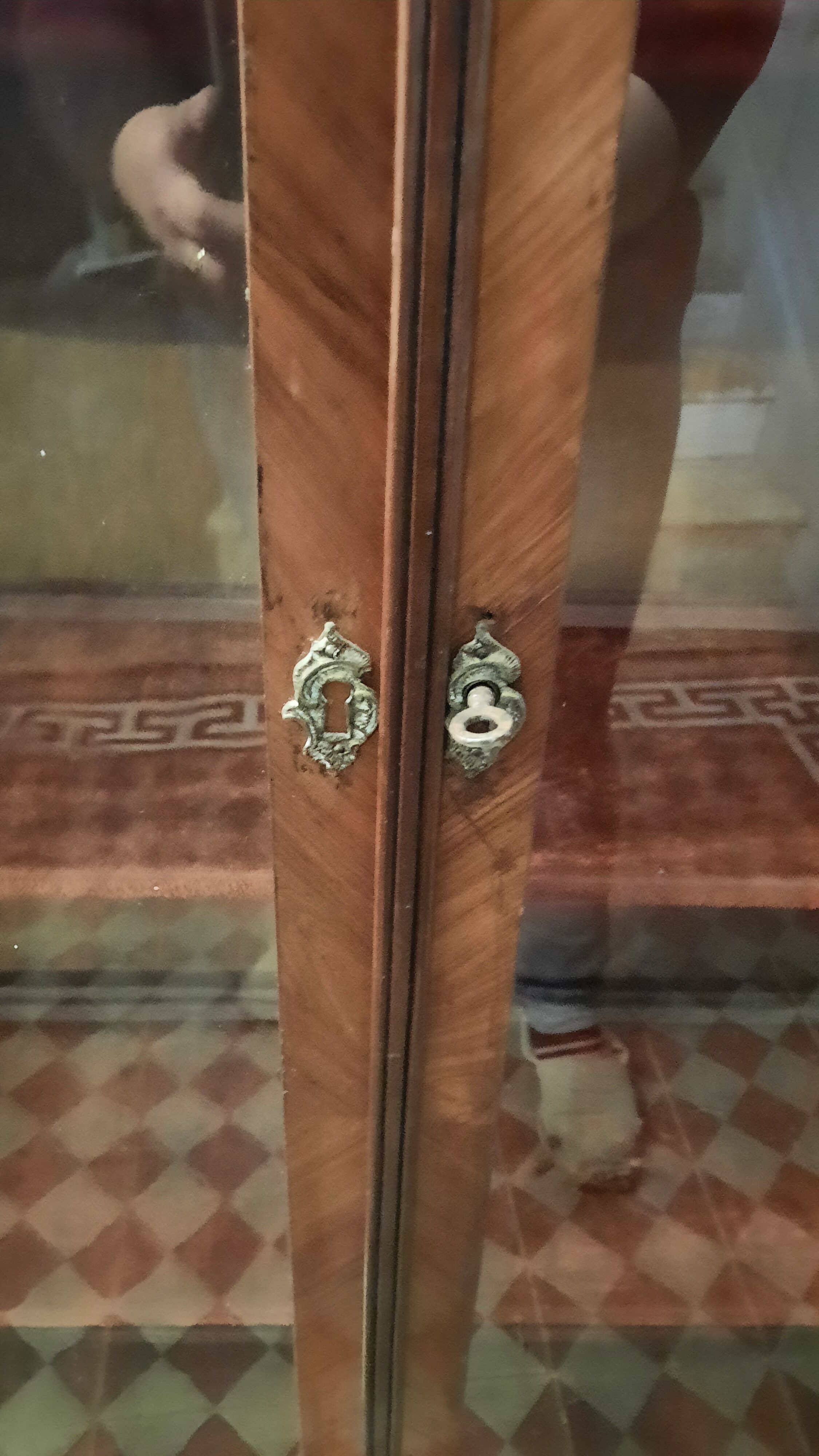 Empire style showcase