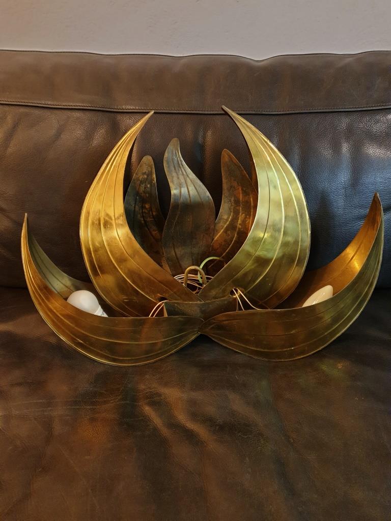 Wall light brass flowers