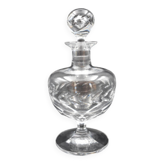 Large crystal decanter by Lalique model Beauharnais H= 28.5 cm signed