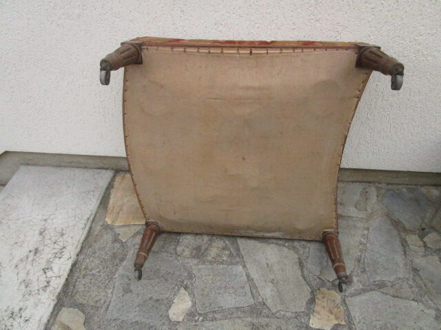 Old art-deco pouf