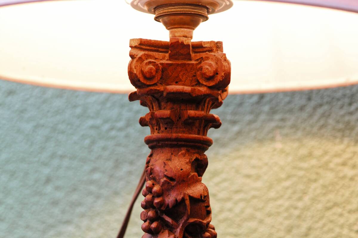 Carved wooden lamp, Corinthian column, 17th century