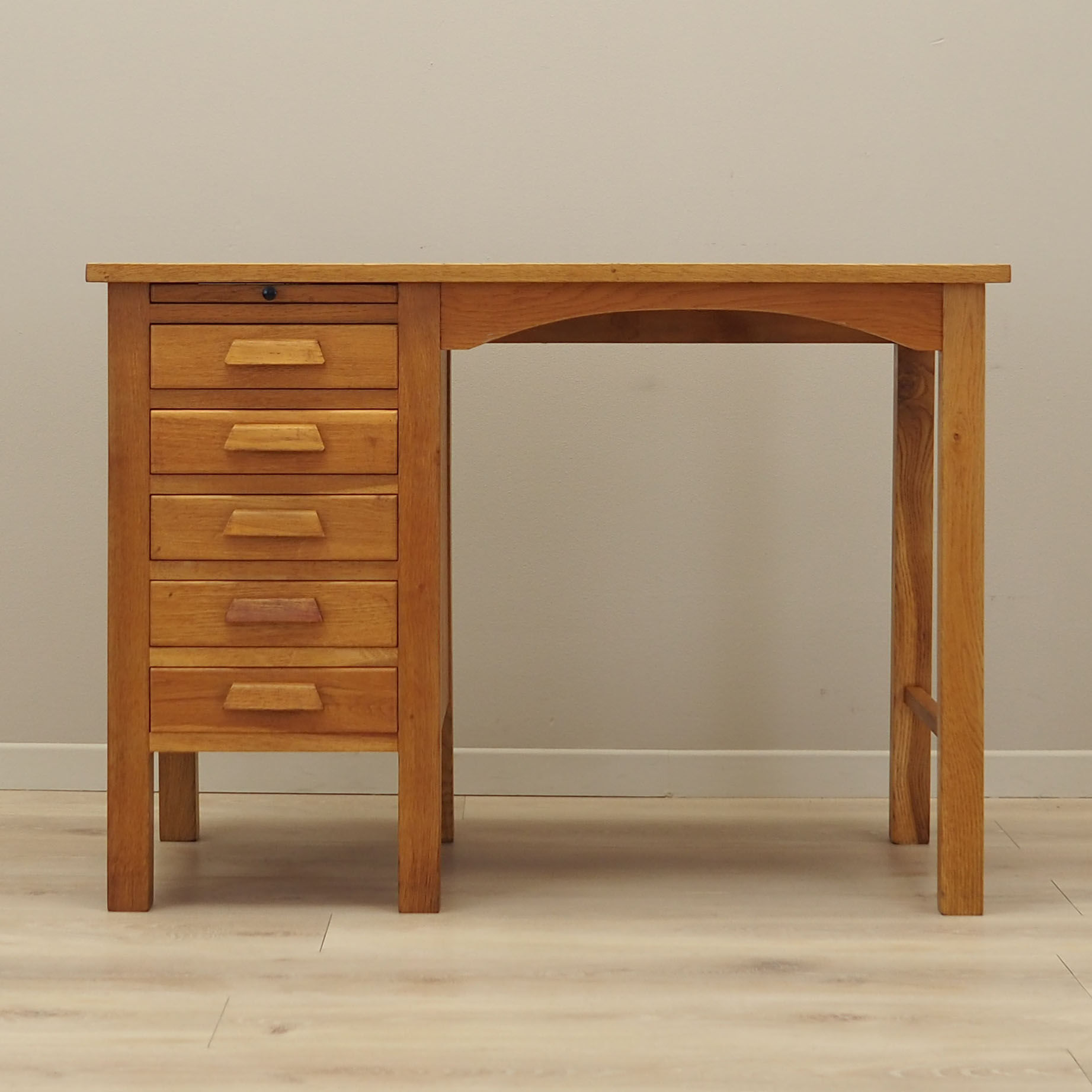 Oak desk, Danish design, 1960s, production: Denmark