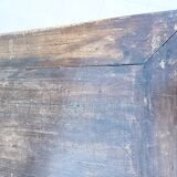 Louis XIII walnut table from the 19th century.