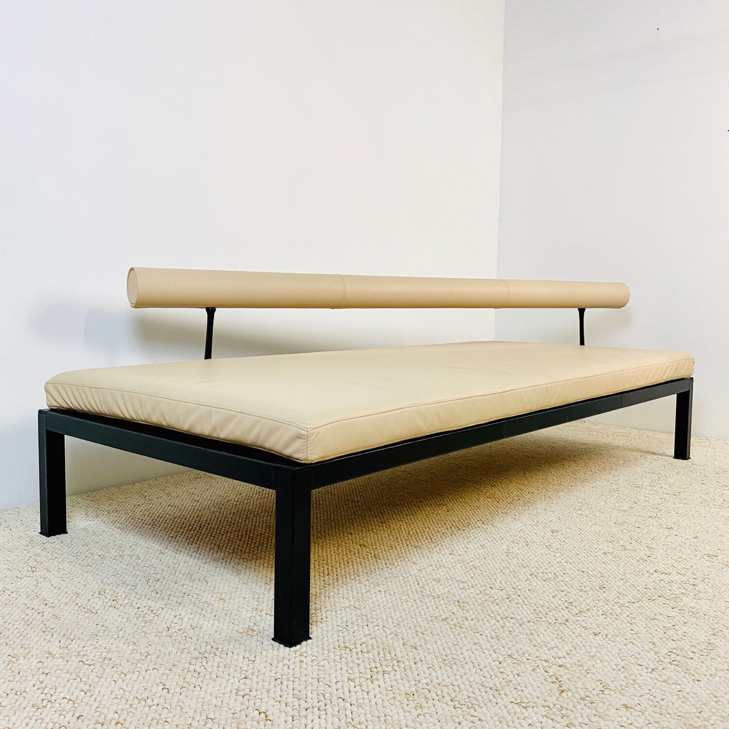 "Sity" model bench, B&B Italia edition.