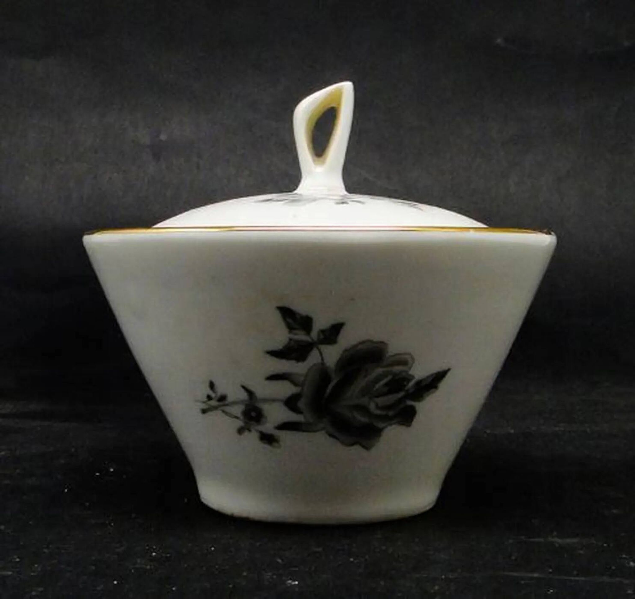 Art Nouveau sugar bowl, cream ceramics, Ćmielów, Poland, 1960s