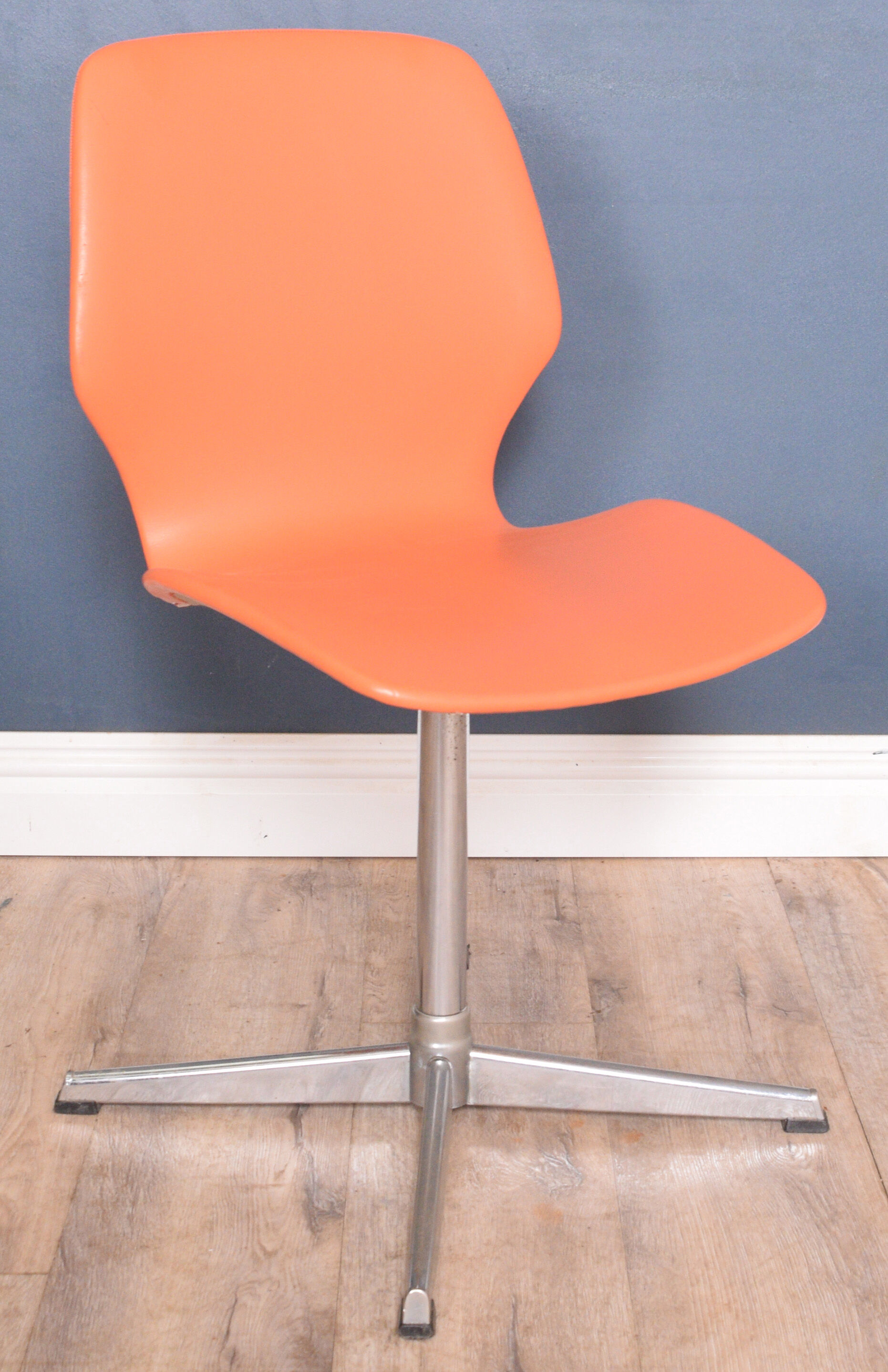 1960s vinyl desk swivel chair chrome base