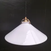 Opaline cone suspension