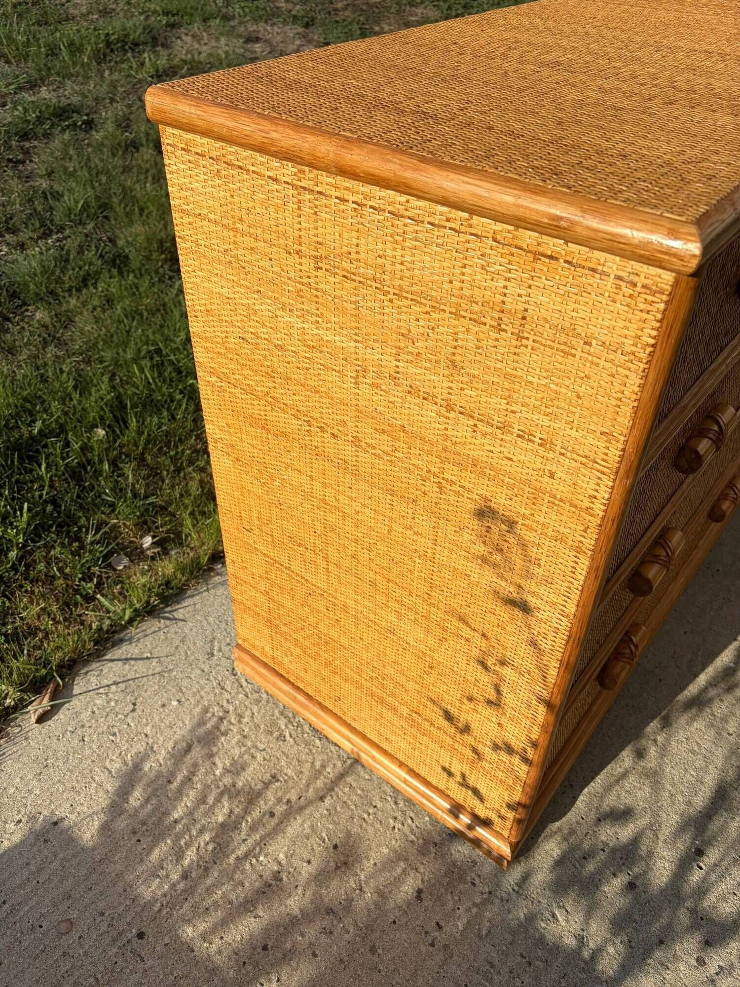Large 4-drawer rattan chest of drawers from the 70s/80s.