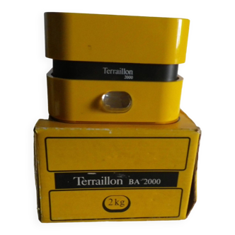 yellow Terraillon scale