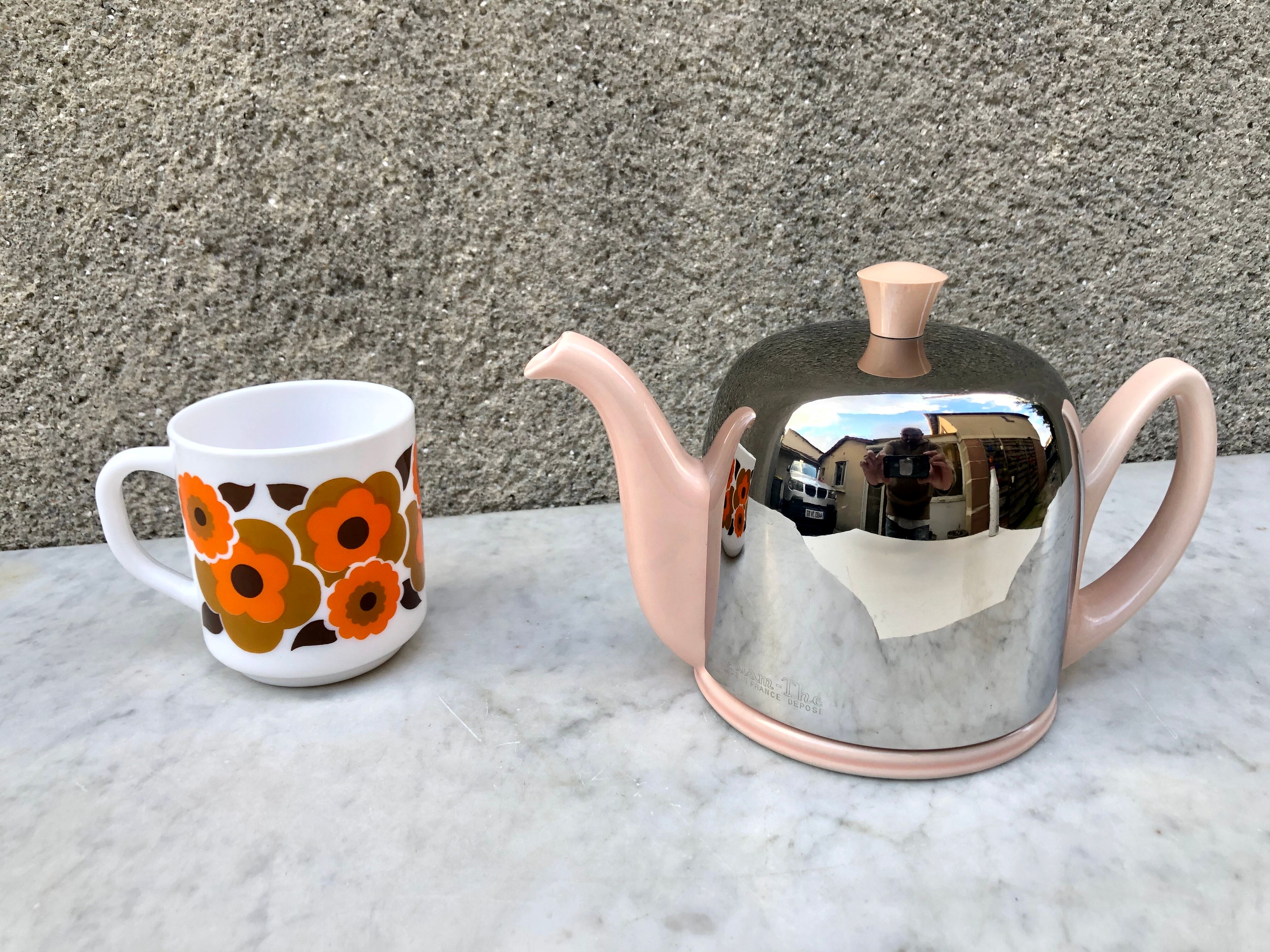 Heating teapot Salam Guy Degrenne 4 cups rare pink ceramic