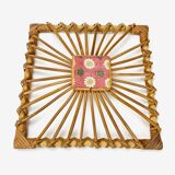 Worker basket in rattan and colorful fabric