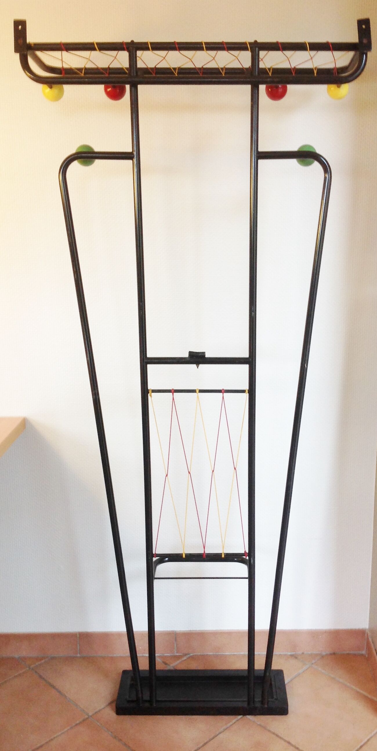 Scoubidou coats rack 50/60