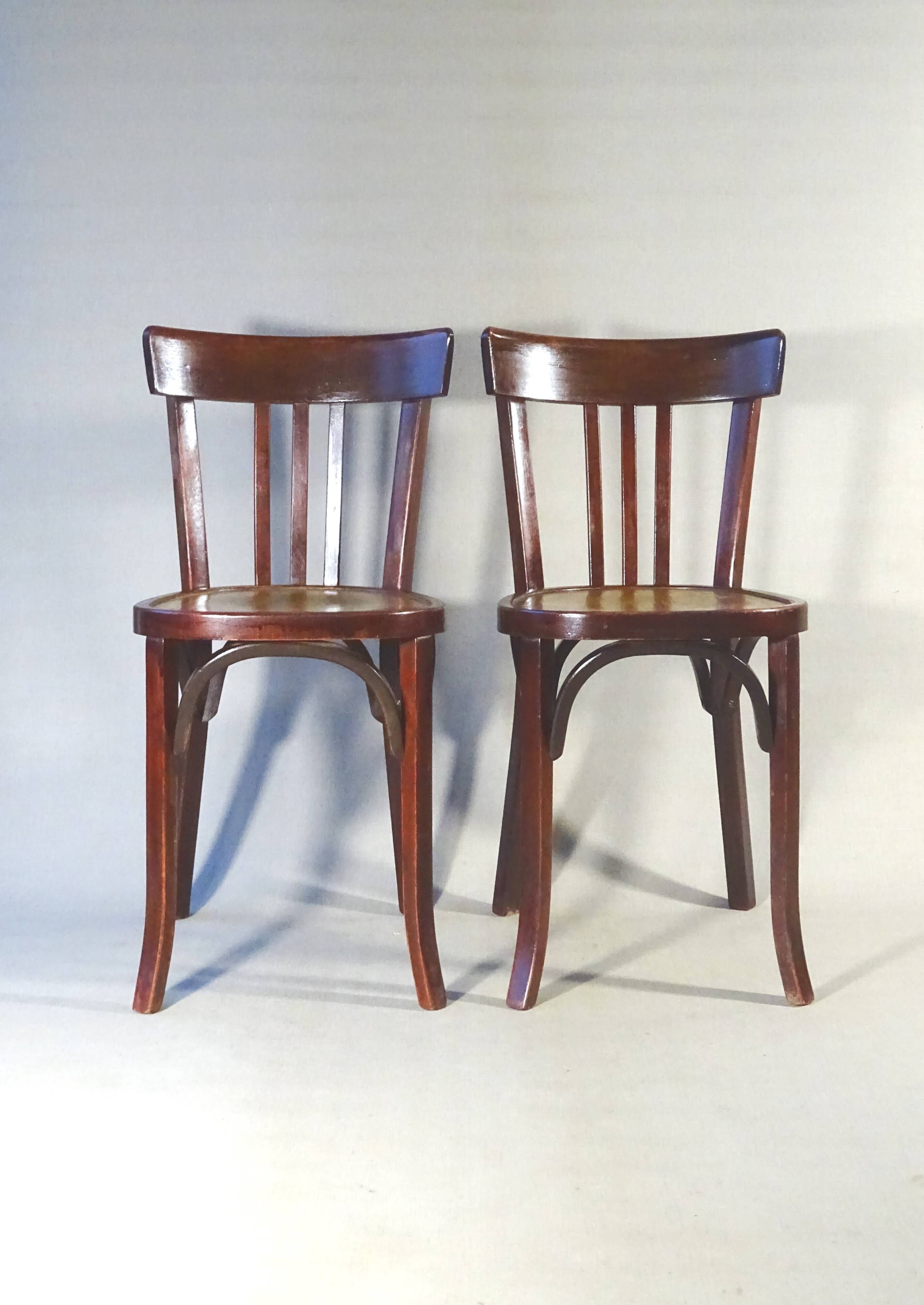 Two Baumann No. 43 bistro chairs from 1950, two-tone