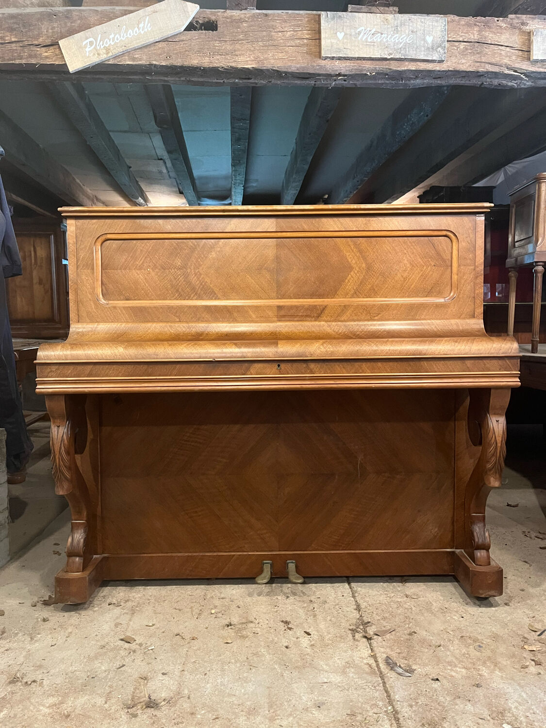 Upright piano Leguerinais Frères to makeover