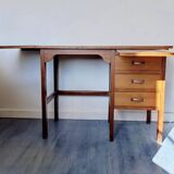 Children's desk