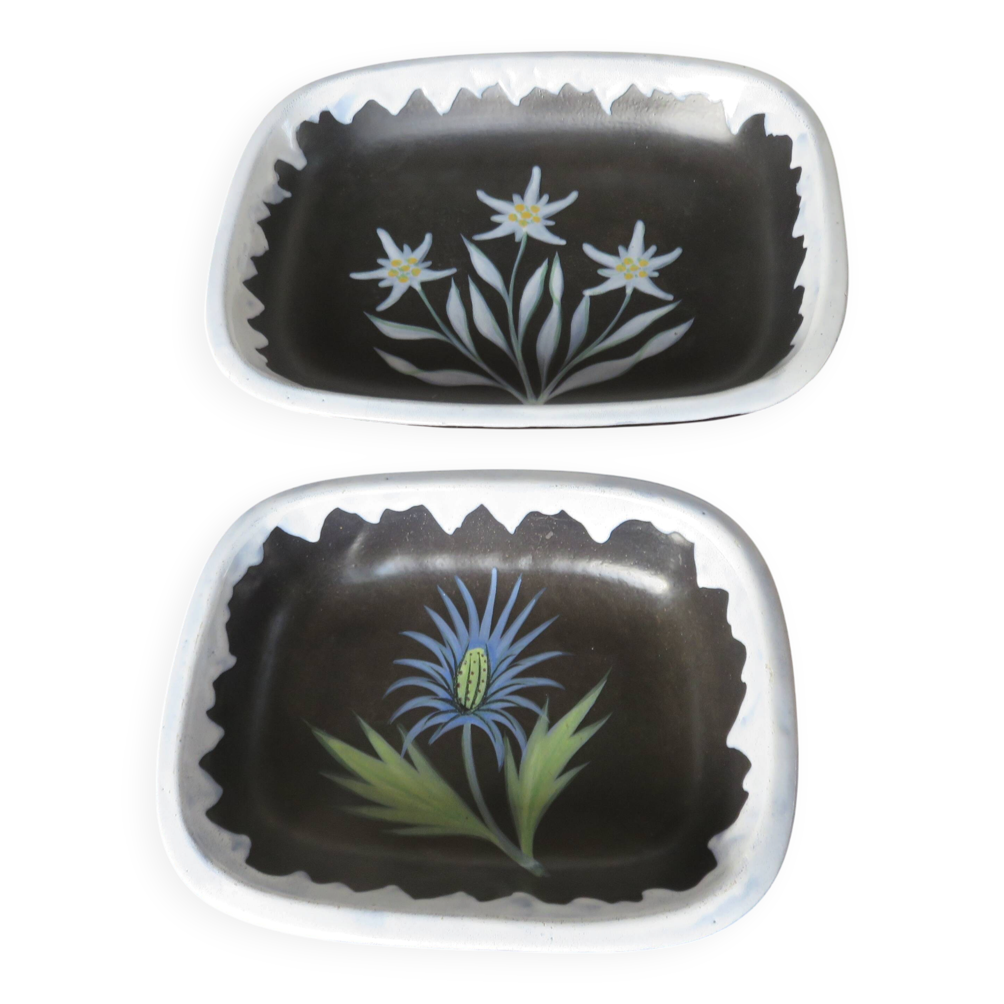 Set of 2 "Gabriel Fourmaintraux" ceramic dishes from the 1950s and 60s.